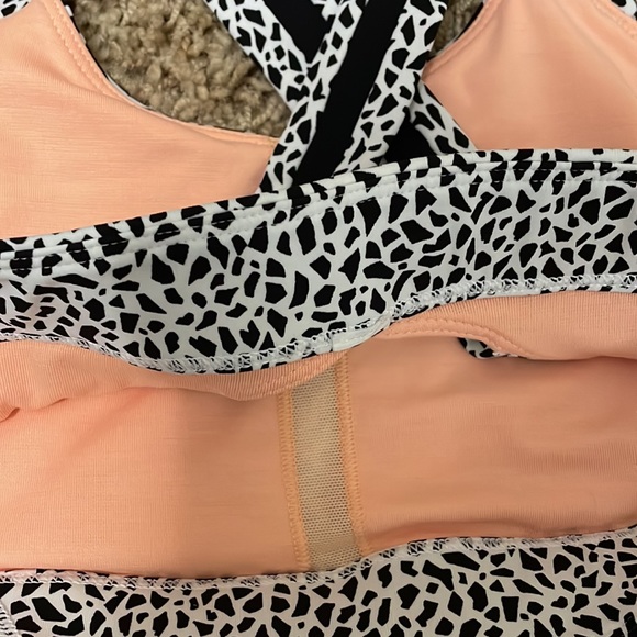 Lululemon Rack Pack Bra - Picture 5 of 6